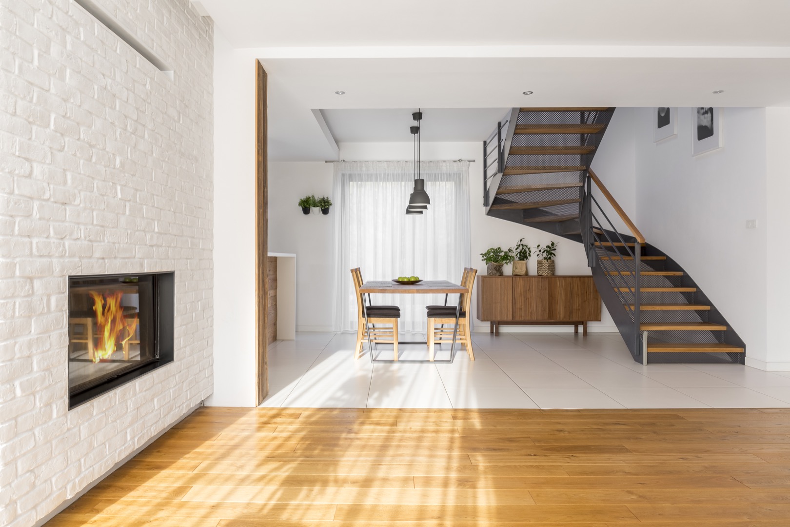 Contemporary apartment